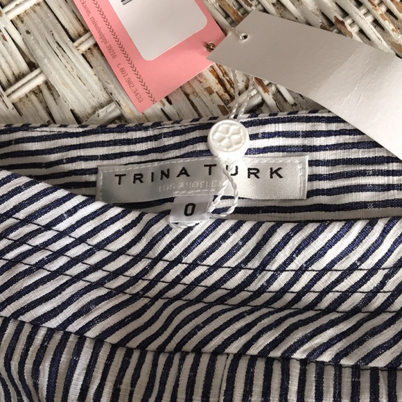 🚨B2G1 New TRINA TURK Blue White Pinstripe Shorts - Picture 3 of 3